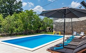 Holiday Home Marija - Roj422 By Interhome